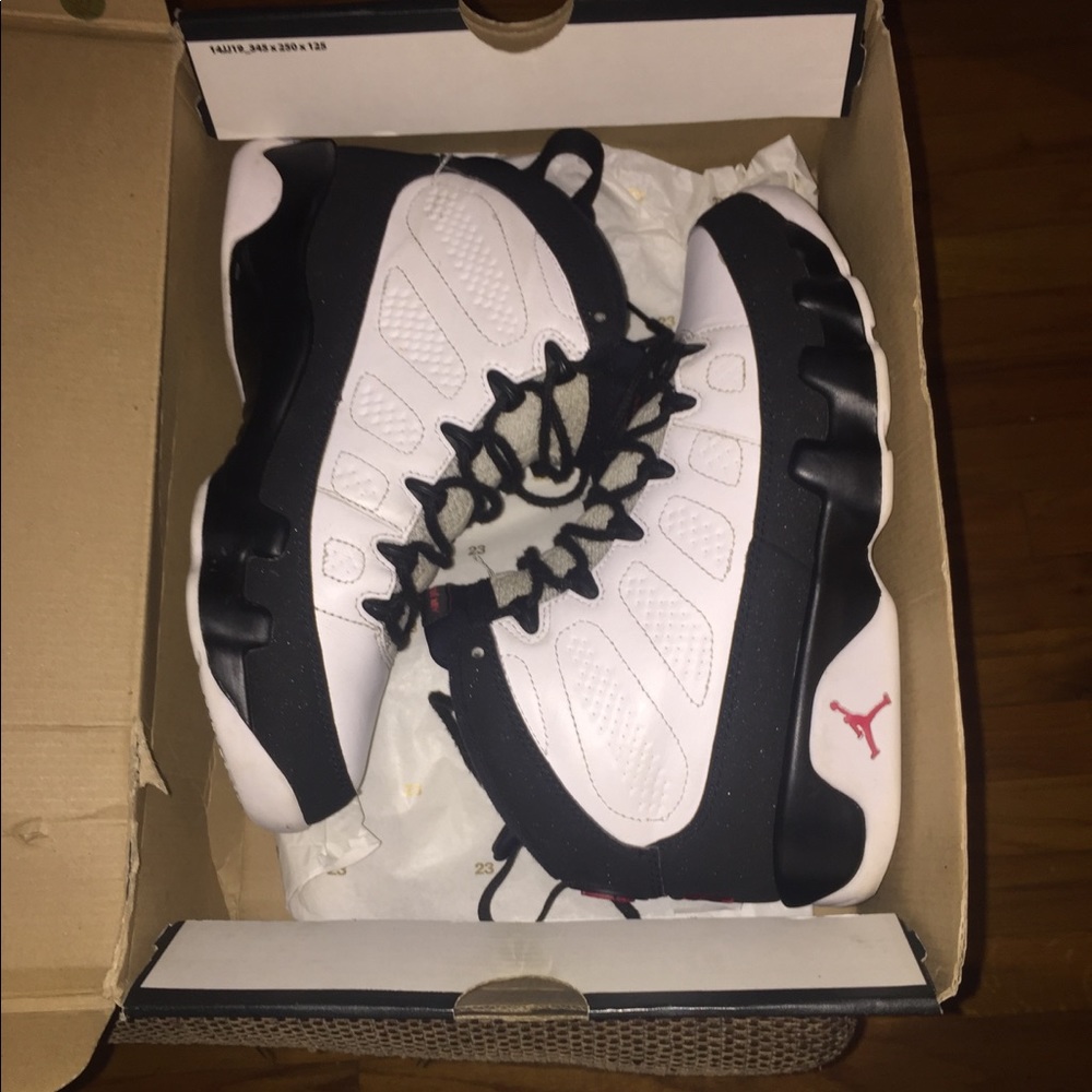 ❗️❗️SOLD❗️❗️2016 Air Jordan Retro 9s
